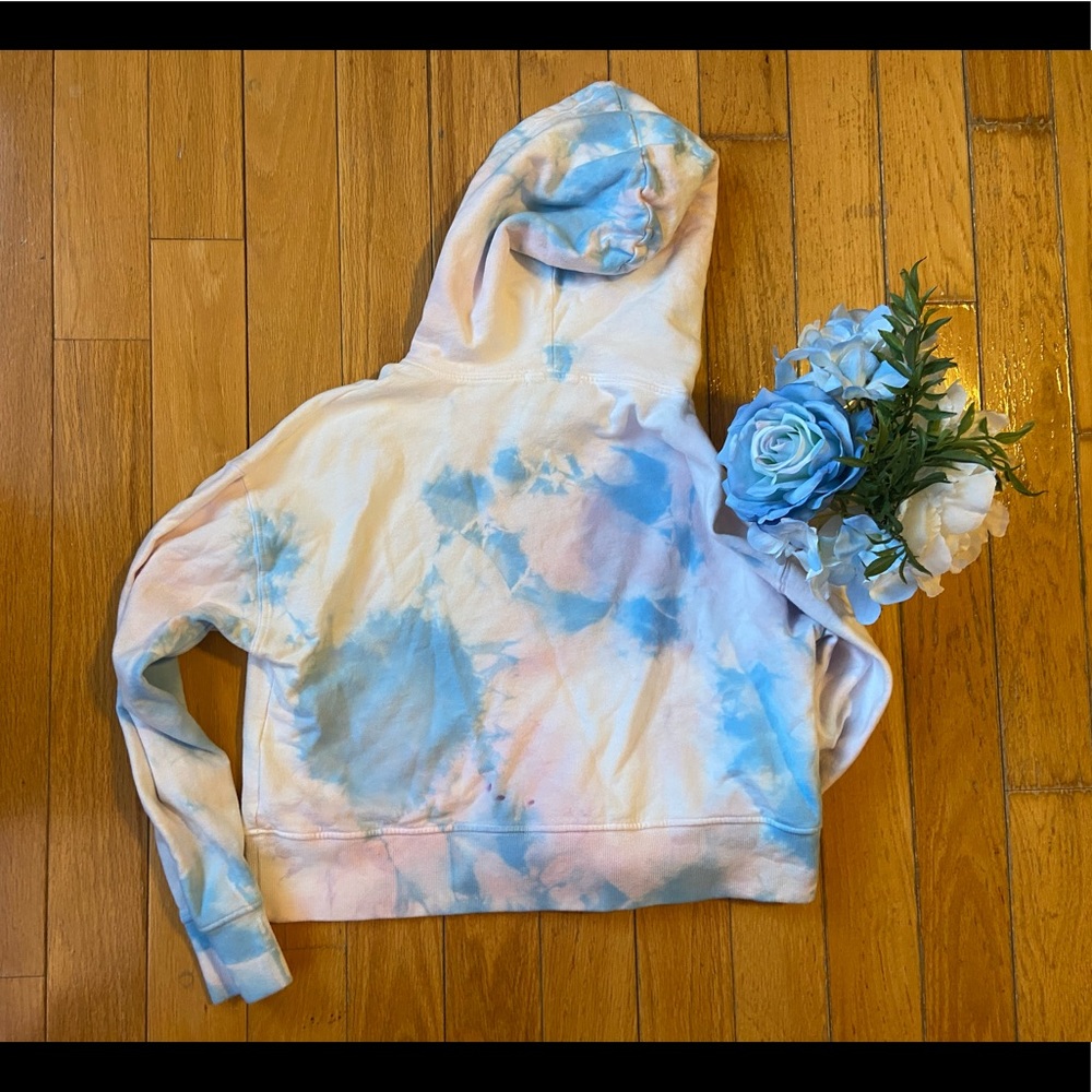 Frankie’s bikinis cropped tie dye hoodie